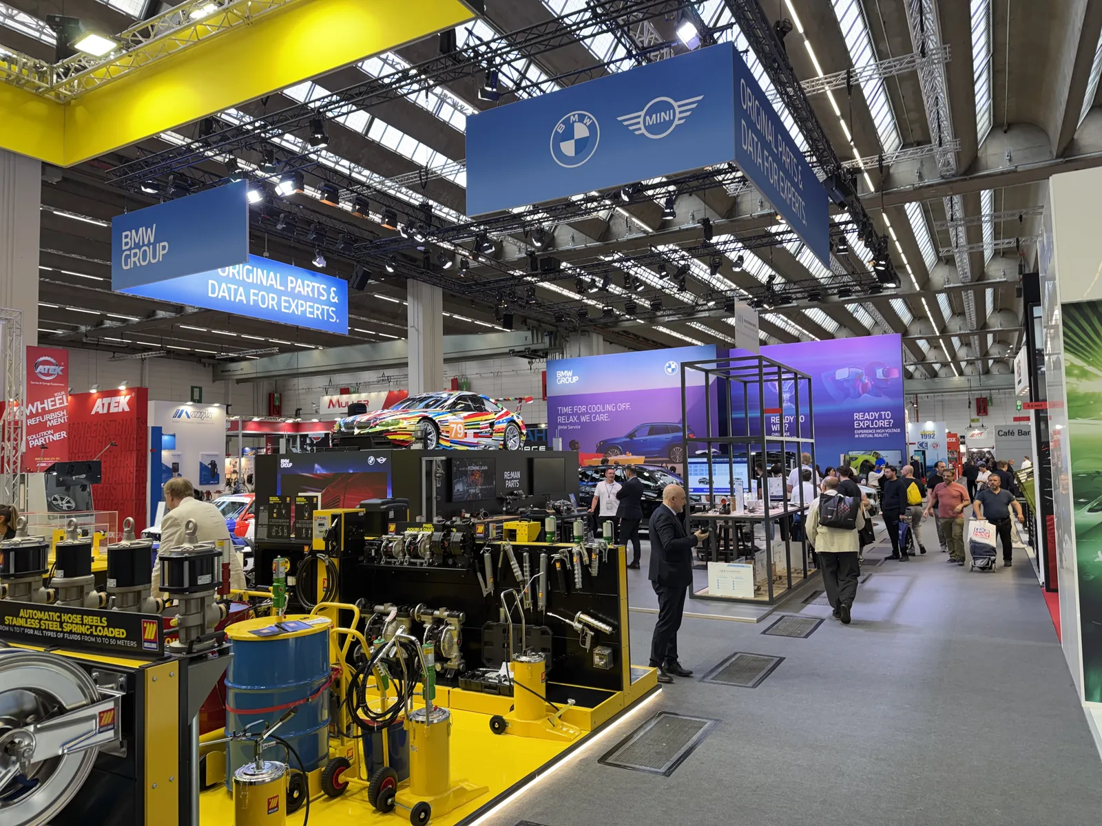 Stand von BMW Group und MINI auf der Automechanika Frankfurt 2026